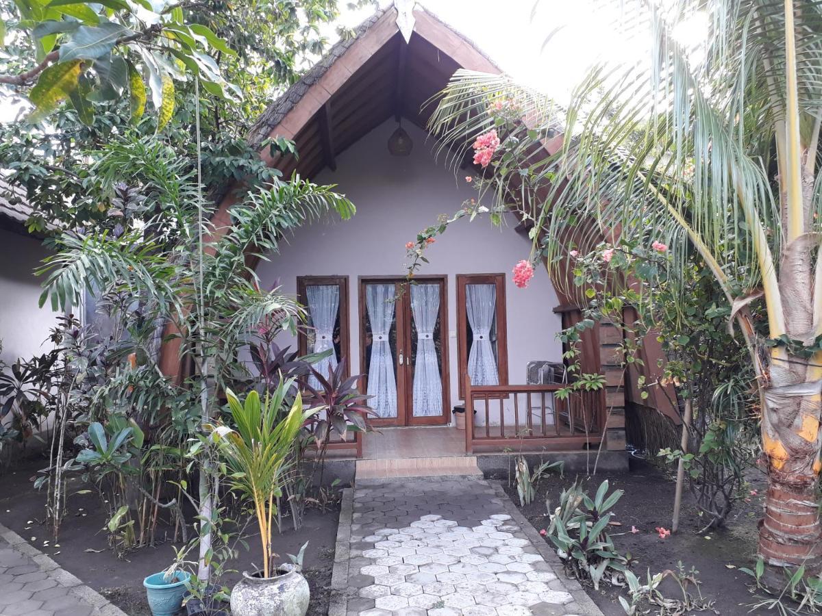 Gili Bagus Village Гили Еър Екстериор снимка